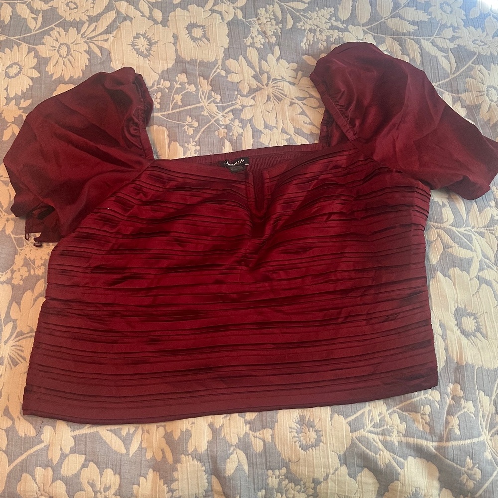 Express Puff Sleeve Top